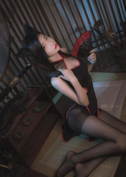 同学的妈妈_HD在线播放