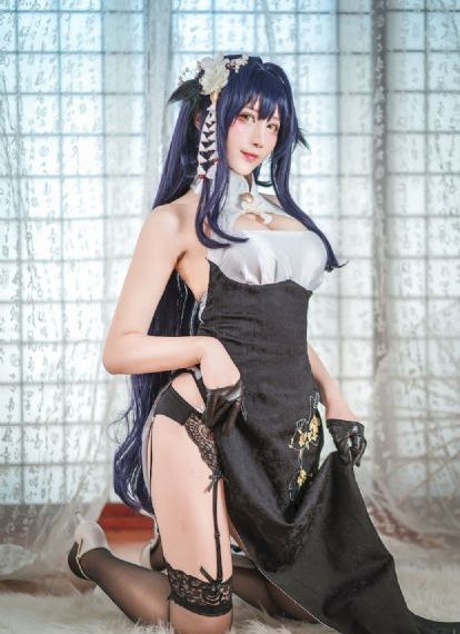 《年轻女教师3》电影_720电影完整版在线观看